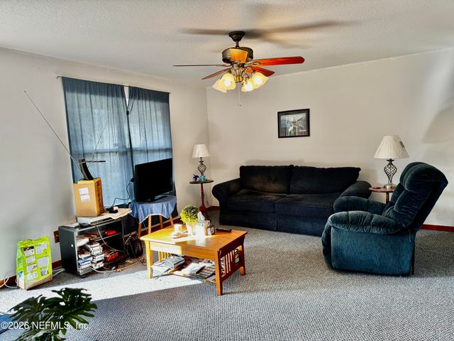 146 TYLER Avenue, Interlachen, FL 32148