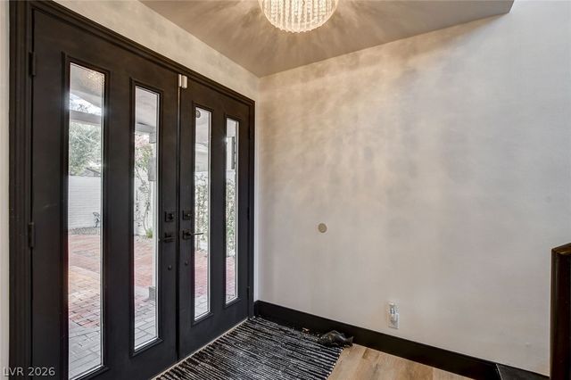 828 Vegas Valley Drive, Las Vegas, NV 89109