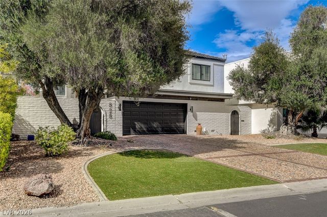 828 Vegas Valley Drive, Las Vegas, NV 89109