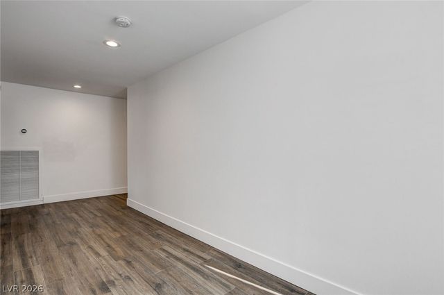 828 Vegas Valley Drive, Las Vegas, NV 89109