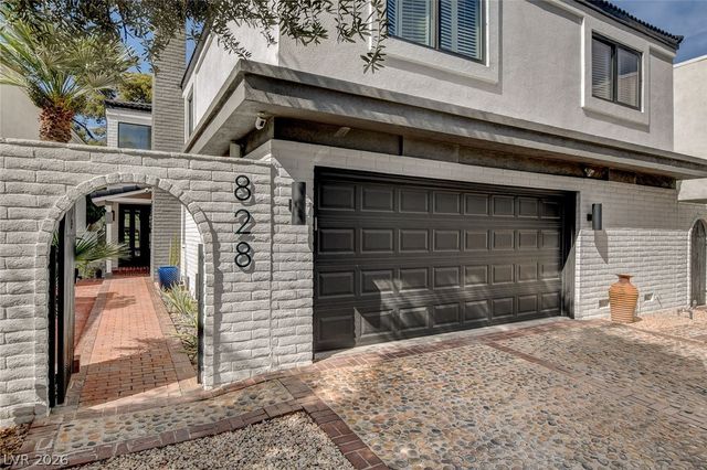 828 Vegas Valley Drive, Las Vegas, NV 89109