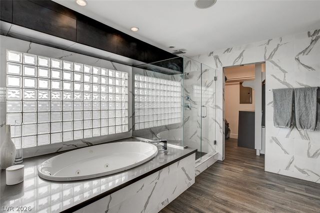 828 Vegas Valley Drive, Las Vegas, NV 89109