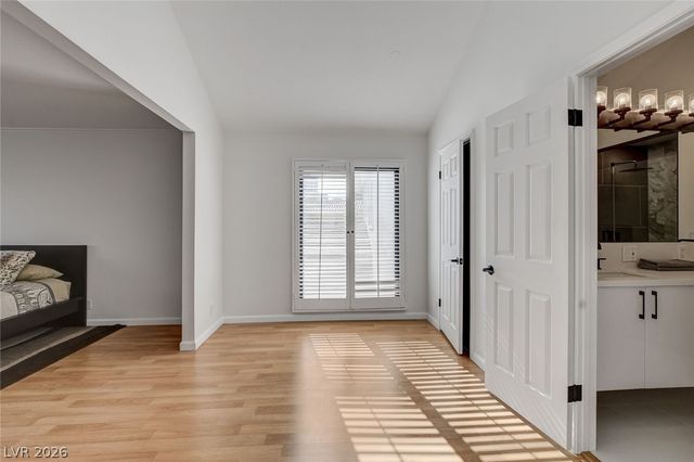 828 Vegas Valley Drive, Las Vegas, NV 89109