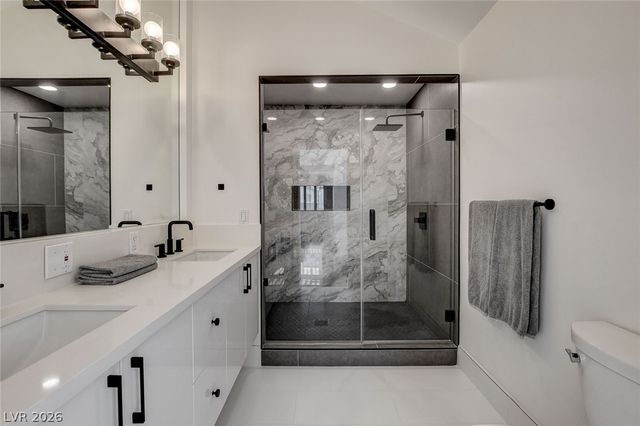 828 Vegas Valley Drive, Las Vegas, NV 89109