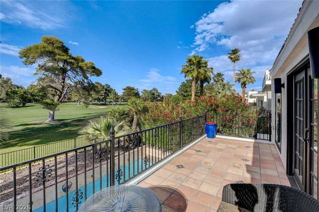 828 Vegas Valley Drive, Las Vegas, NV 89109