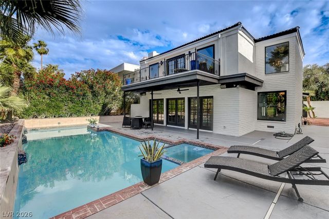 828 Vegas Valley Drive, Las Vegas, NV 89109