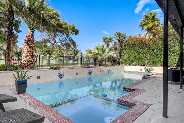 828 Vegas Valley Drive, Las Vegas, NV 89109