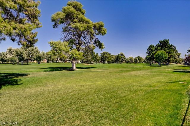 828 Vegas Valley Drive, Las Vegas, NV 89109