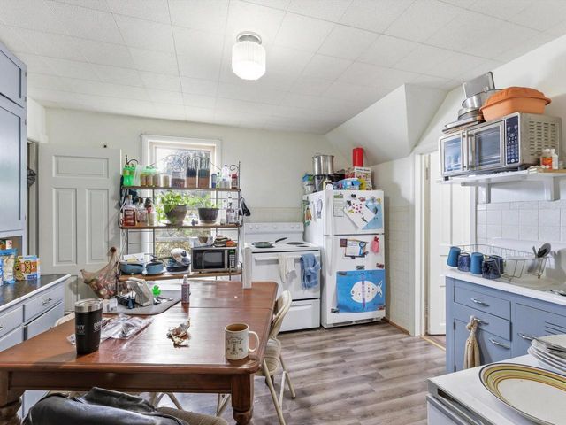 2201 Washington STREET, Manitowoc, WI 54220