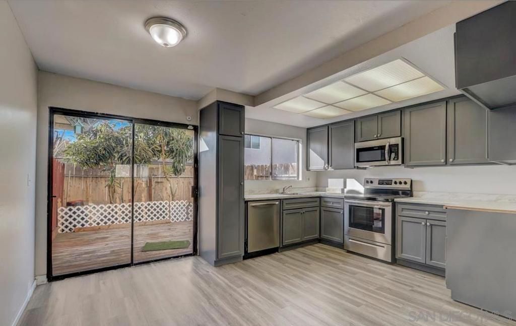 3433 Los Mochis way, Oceanside, CA 92056 — photo 5