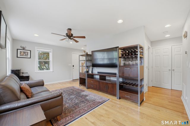 39 Scribner Avenue, Norwalk, CT 06854