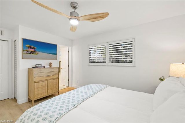 503 Broad AVE S 503, Naples, FL 34102