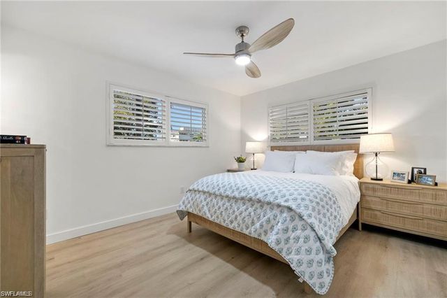 503 Broad AVE S 503, Naples, FL 34102