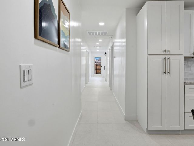 1306 E WILLETTA Street, Phoenix, AZ 85006