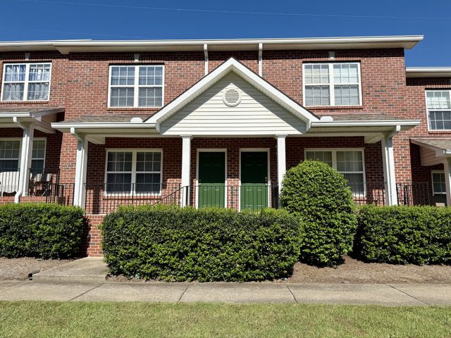 7470 Charlotte Pike Apt 3, Nashville, TN 37209