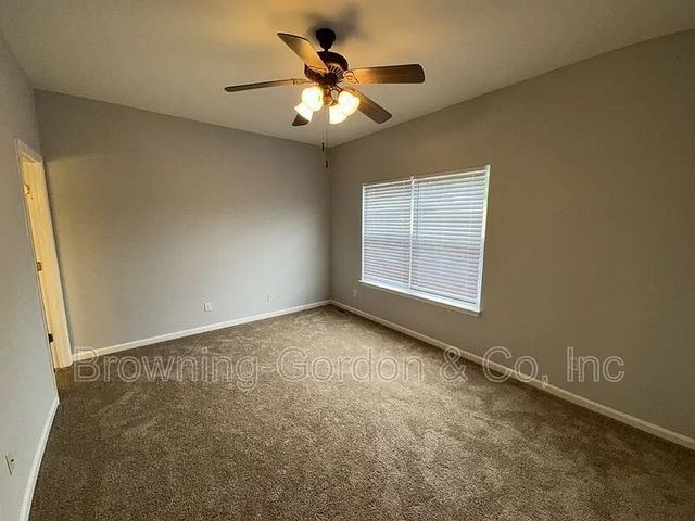 7470 Charlotte Pike Apt 3, Nashville, TN 37209
