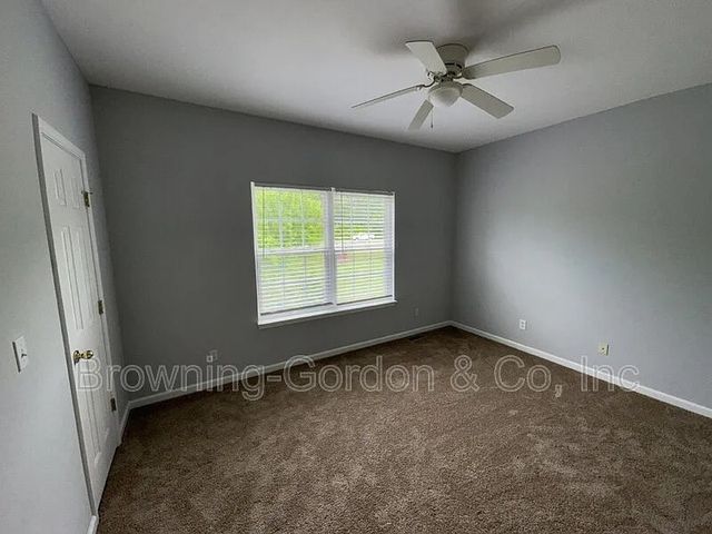7470 Charlotte Pike Apt 3, Nashville, TN 37209