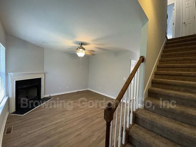 7470 Charlotte Pike Apt 3, Nashville, TN 37209