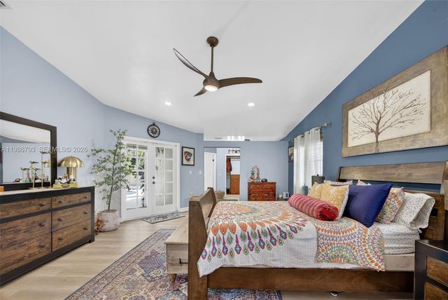 15000 SW 45th Ln, Miami, FL 33185