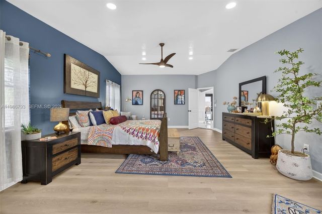 15000 SW 45th Ln, Miami, FL 33185