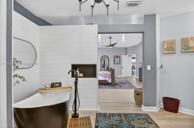 15000 SW 45th Ln, Miami, FL 33185