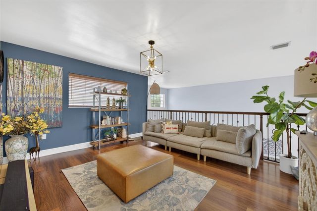 15000 SW 45th Ln, Miami, FL 33185