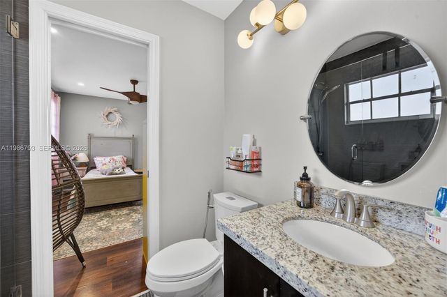 15000 SW 45th Ln, Miami, FL 33185