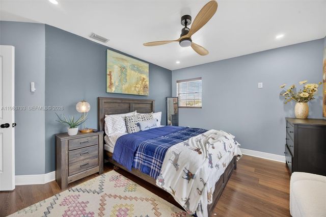 15000 SW 45th Ln, Miami, FL 33185