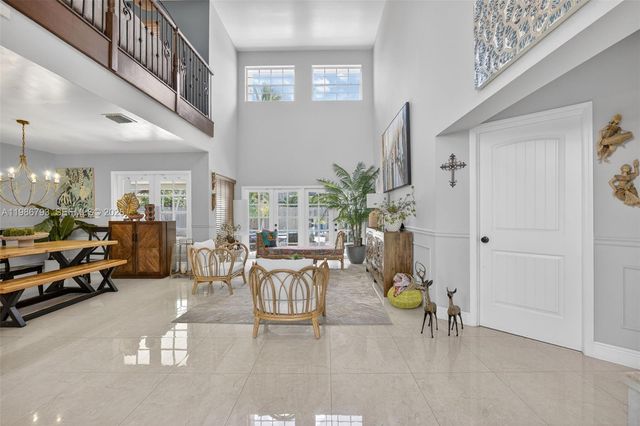 15000 SW 45th Ln, Miami, FL 33185