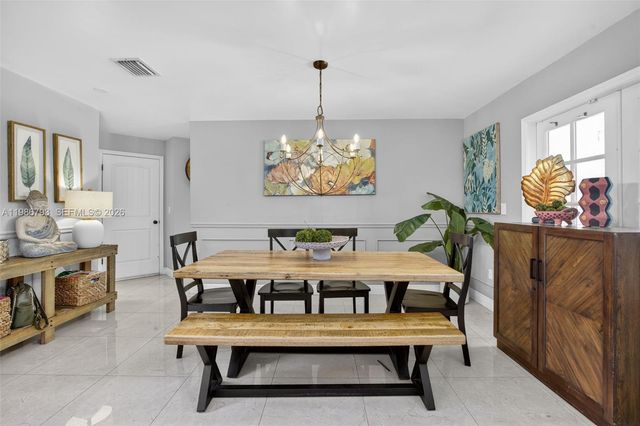 15000 SW 45th Ln, Miami, FL 33185