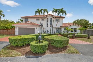 15000 SW 45th Ln, Miami, FL 33185