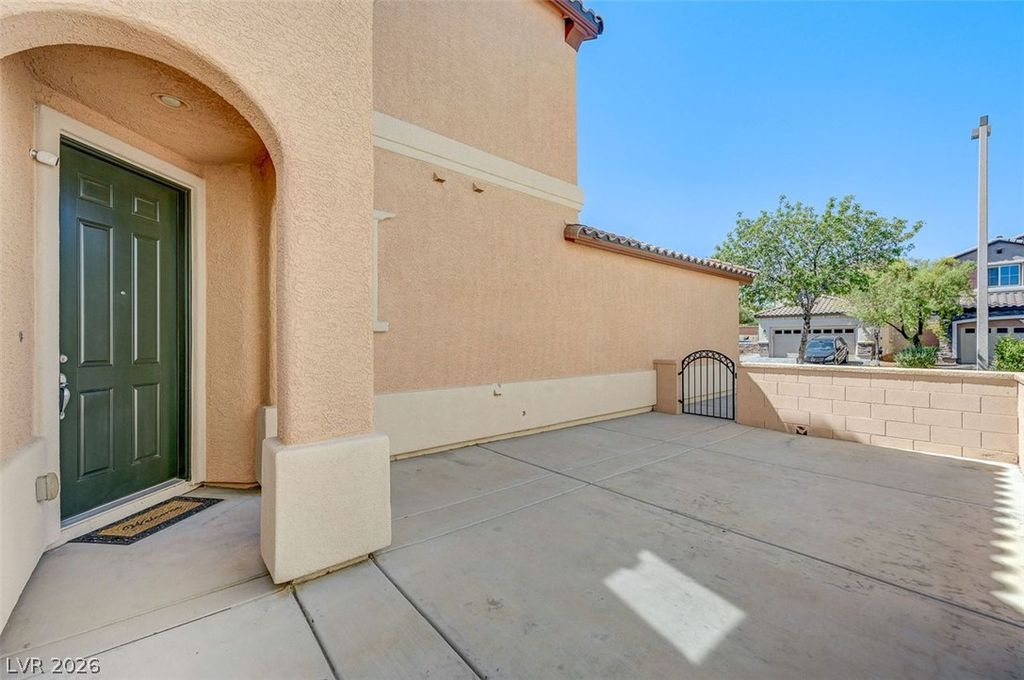 916 Baronet Drive, Las Vegas, NV 89138 — photo 4