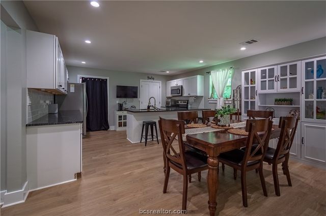 15 Golfclub Drive, Hilltop Lakes, TX 77871