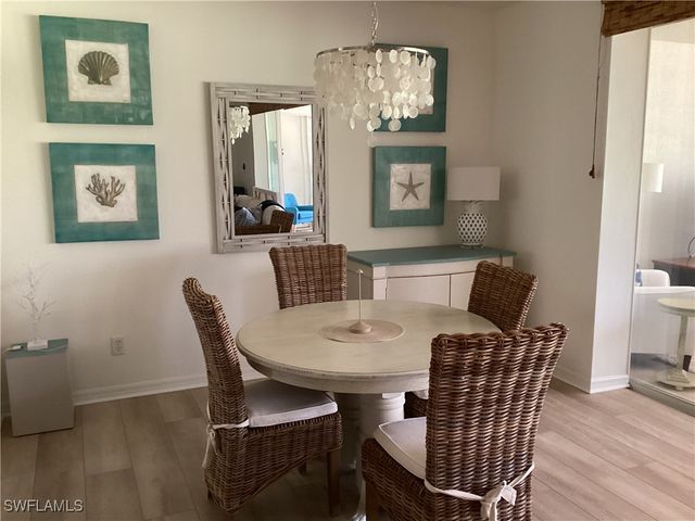 782 Eagle Creek DR 202, Naples, FL 34113