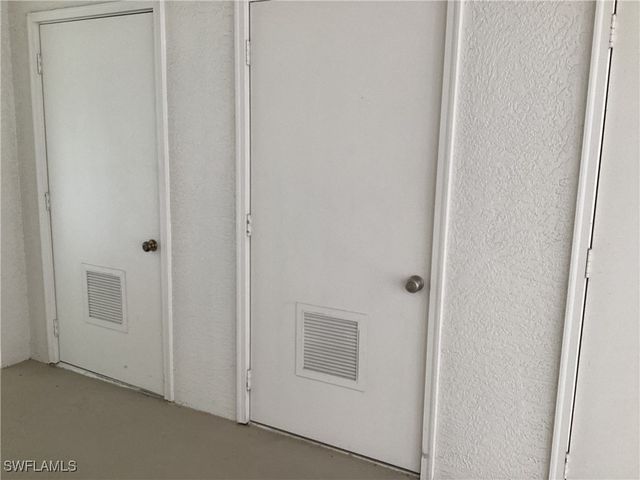 782 Eagle Creek DR 202, Naples, FL 34113