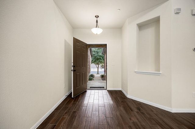 2304 S Lakeline BLVD 542-54, Cedar Park, TX 78613