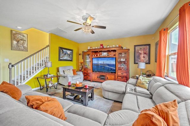 610 Squire Pope Road, Summerville, SC 29486