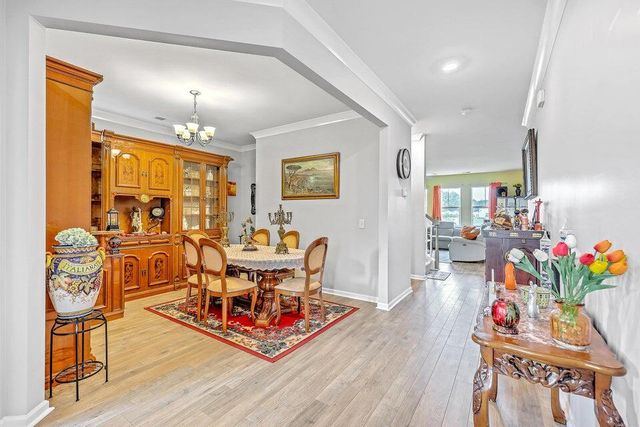 610 Squire Pope Road, Summerville, SC 29486