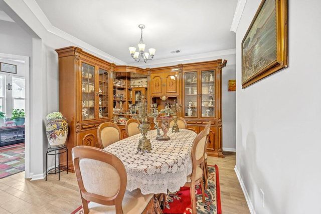 610 Squire Pope Road, Summerville, SC 29486