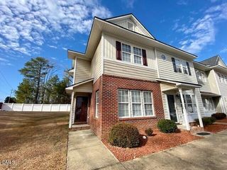 705 Glen Road 112, Garner, NC 27529