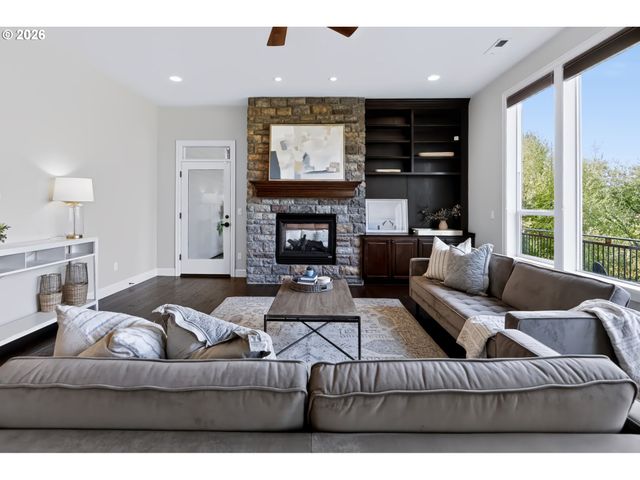 15419 Nw DOMINION Dr, Portland, OR 97229