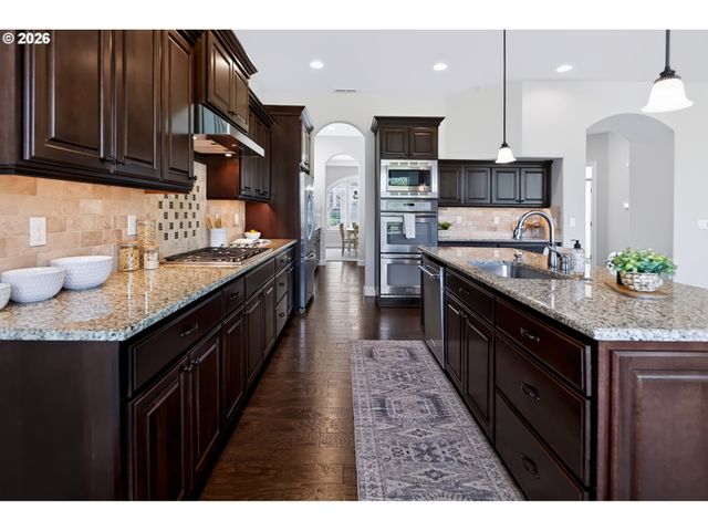 15419 Nw DOMINION Dr, Portland, OR 97229