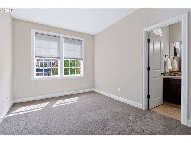 15419 Nw DOMINION Dr, Portland, OR 97229