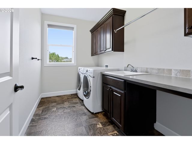 15419 Nw DOMINION Dr, Portland, OR 97229