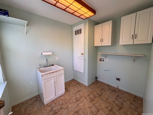 325 Hickman, Boerne, TX 78006