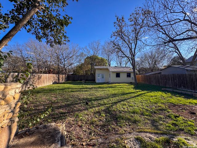 325 Hickman, Boerne, TX 78006