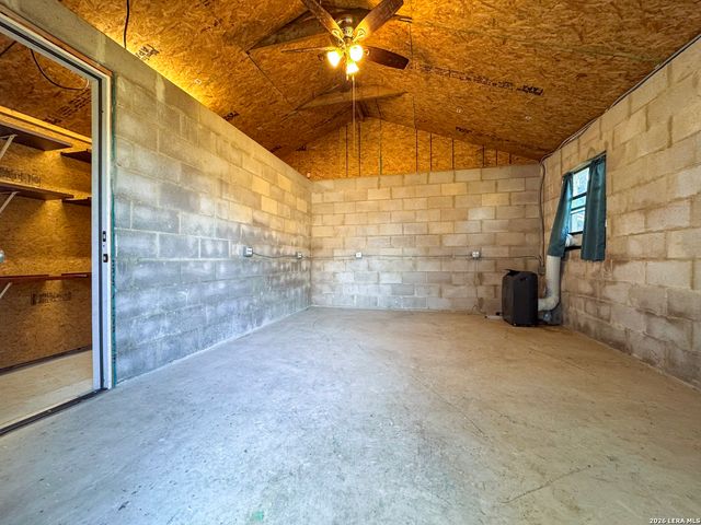 325 Hickman, Boerne, TX 78006