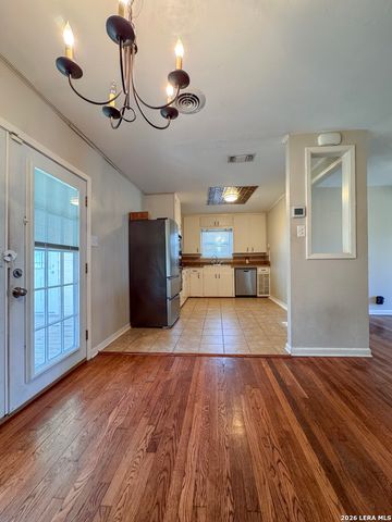 325 Hickman, Boerne, TX 78006