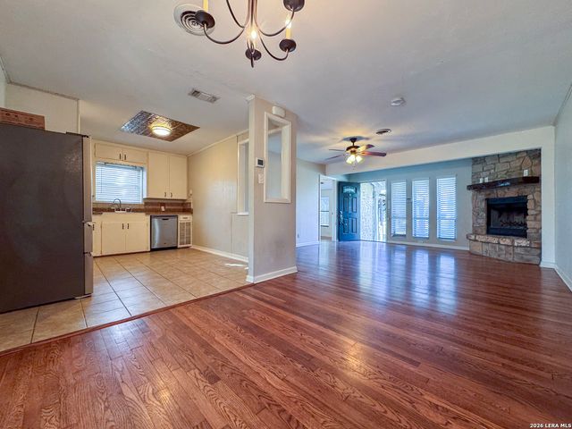 325 Hickman, Boerne, TX 78006