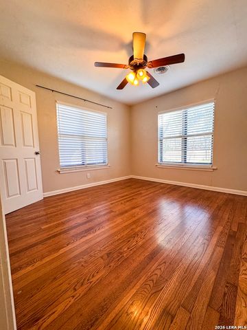 325 Hickman, Boerne, TX 78006